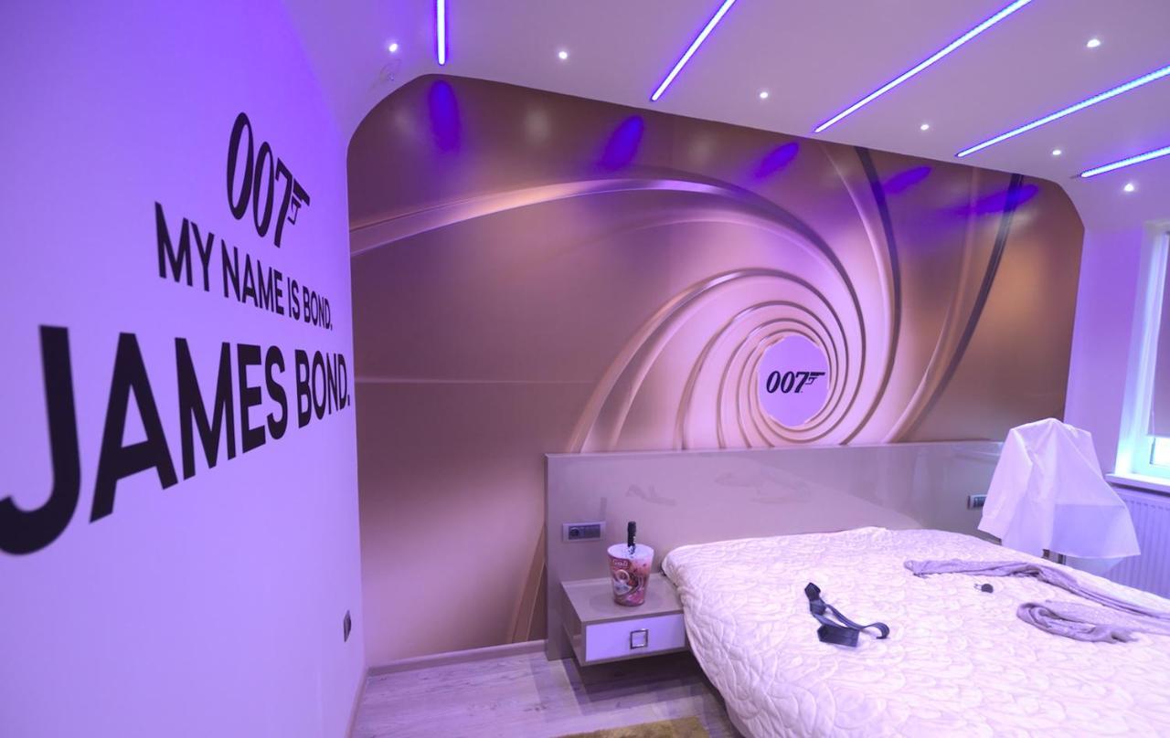 5 Apartshotel Faleza Galati Exteriör bild